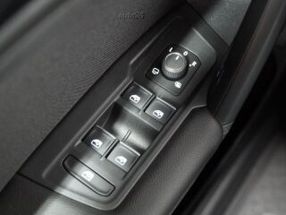 Volkswagen Tiguan Elegance eHybrid 1.4 TSI 110кВ