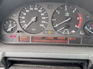 BMW X5 3.0 155кВ