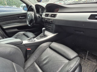 BMW 330 3.0 R6 i 190кВ