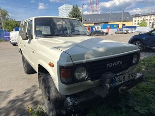 Toyota Land Cruiser 4.0 77kW