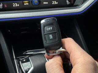 Volkswagen Touareg R-line 3.0 V6 170kW