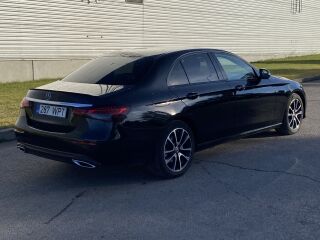 Mercedes-Benz E 220 2.0 147kW