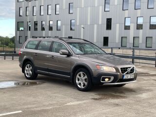 Volvo XC70 Momentum 2.4 TDI 151kW