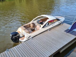 Flipper 670ST R4 200 Verado