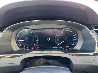 Volkswagen Passat Highline R-Line 1.8 TSI 132kW
