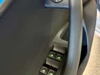 Skoda Octavia Elegance + FL 1.5 110кВ