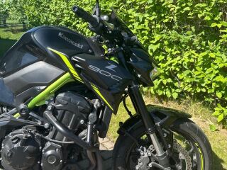 Kawasaki Z 900 R4 92kW