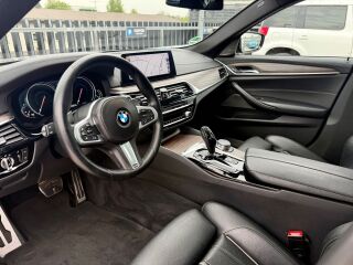 BMW 530 M-Pakett Xdrive Shadowline H&K 3.0 195кВ