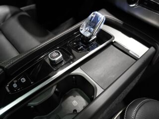 Volvo XC90 B5 AWD MILD HYBRID 2.0 173kW
