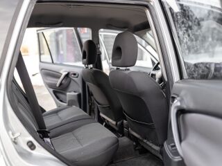 Toyota RAV4 Elegance Facelift 2.0 110kW