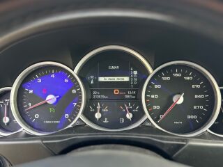 Porsche Cayenne Turbo 4.5 331kW
