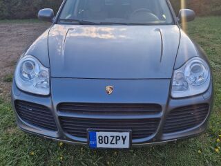 Porsche Cayenne Turbo 4.5 v8 331кВ