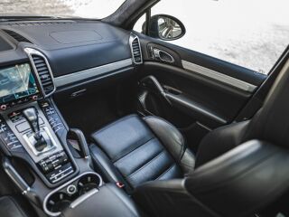 Porsche Cayenne Turbo 4.8 V8 368kW