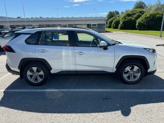 Toyota RAV4 2.5 131кВ