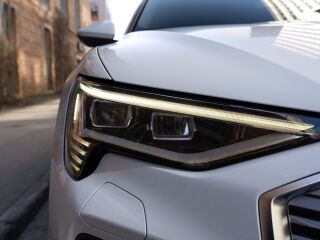 Audi e-tron 158кВ