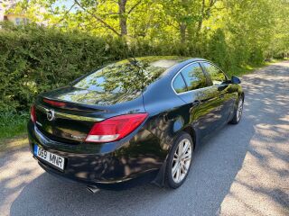 Opel Insignia 1.6 132кВ