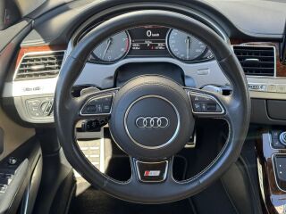 Audi S8 Quattro 4.0 CGTA 382kW