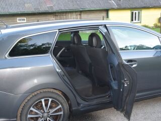 Toyota Avensis Facelift 2.0 D-CAT 91кВ