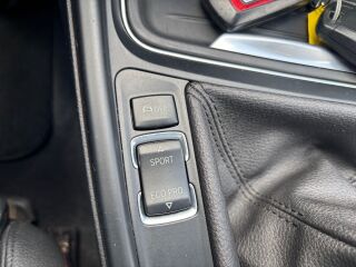 BMW 318 Sport 2.0 D 100kW