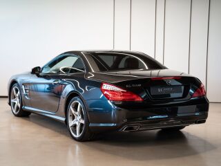 Mercedes-Benz SL 500 4.7 V8 320kW
