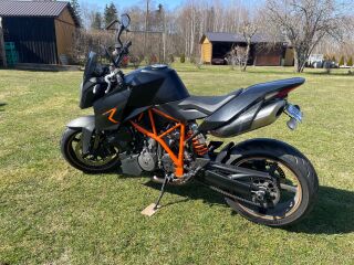 KTM 990 Super Duke 88kW