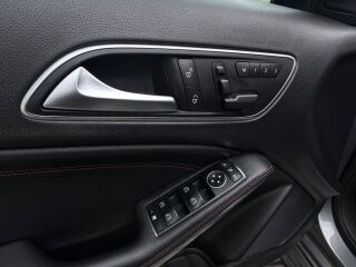 Mercedes-Benz A 180 1.8 80kW
