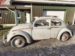 Volkswagen Beetle sunroof
