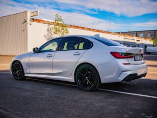BMW 320 M-pakett shadowline 2.0 135кВ