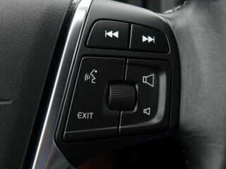 Volvo V60 SUMMUM 2.0 R5 120kW