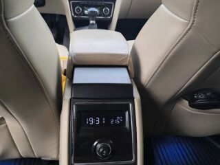 Skoda Superb Chrome package 1.8 TSI 118кВ