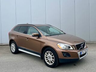 Volvo XC60 AWD Summum 2.4 D5 136кВ