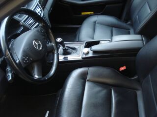 Mercedes-Benz E 220 2.1 125кВ