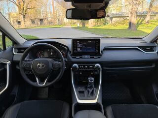 Toyota RAV4 Luxury Plus 2.0 129kW