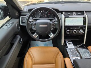 Land Rover Discovery 5 HSE TD6 Santorini Black 3.0 V6 TD6 190kW