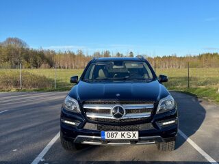 Mercedes-Benz GL 450 4.7 V8 320kW