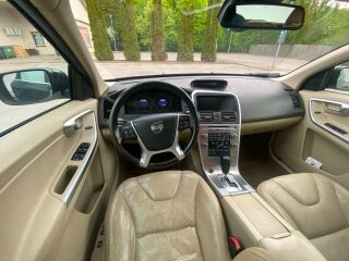 Volvo XC60 2.4 120кВ