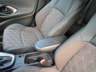 Toyota Yaris Cross Elegant 1.5 68кВ