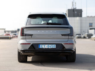 Volvo EX90 300kW