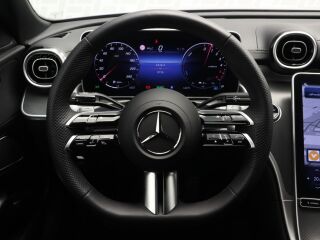 Mercedes-Benz C 300 de 4Matic AMG 2.0 R4 145kW