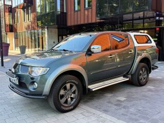Mitsubishi L200 4x4 2.5 100kW