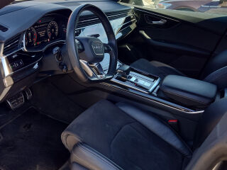 Audi Q8 Quattro S-Line 3.0 TDI 210kW
