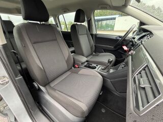 Volkswagen Touran Business 1.6 TDi 85kW