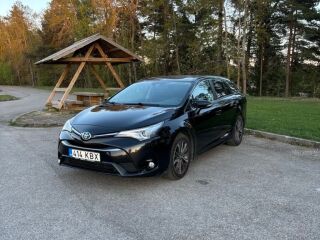 Toyota Avensis 2.0 105кВ