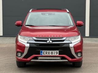 Mitsubishi Outlander Luxury Facelift 4WD Phev 2.0 149kW