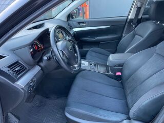 Subaru Legacy 2.5 127kW