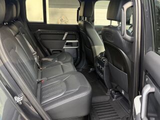 Land Rover Defender 110 X-Dynamic SE 3.0 221kW