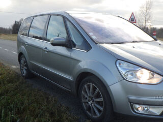 Ford Galaxy 1.8 92kW
