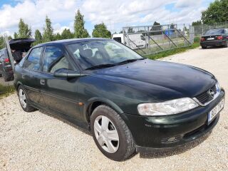 Opel Vectra 1.8 92кВ