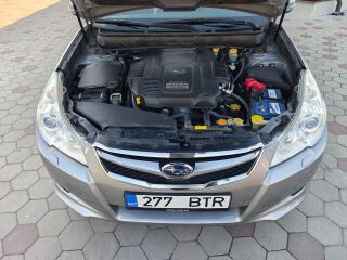 Subaru Legacy Symmetrical AWD 2.0 110kW