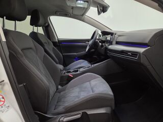 Volkswagen Golf Variant 1.5 96кВ